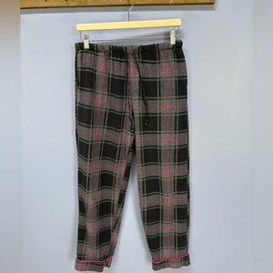 Women’s pajama pants